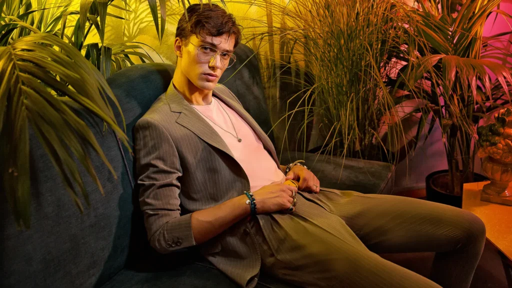 Evans Nikopoulos Height & Physical Stats